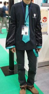CEATEC_YAMAHA説明員